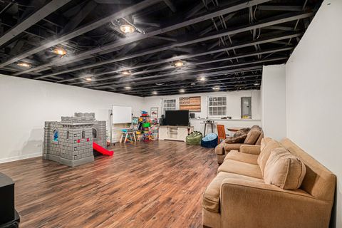 Tiny photo for 1352 Laurel Oaks Drive, Streamwood, IL 60107 (MLS # 12582345)