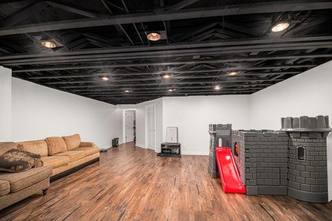 Tiny photo for 1352 Laurel Oaks Drive, Streamwood, IL 60107 (MLS # 12582345)