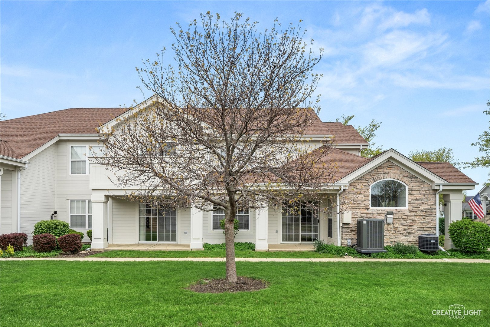 1382 Spencer Lane 1382