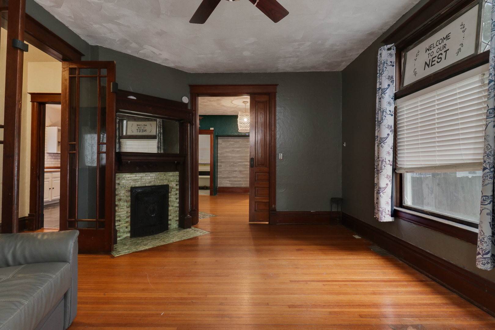 305 W Boundary Street