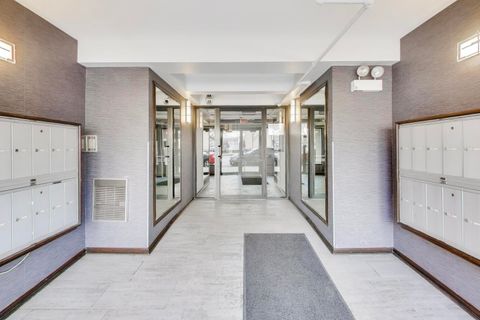 Tiny photo for 1601 S Michigan Avenue #304, Chicago, IL 60616 (MLS # 12578048)