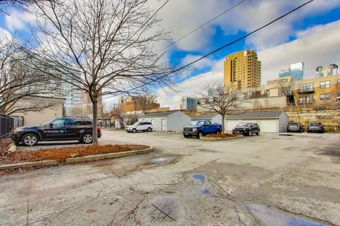 Tiny photo for 1601 S Michigan Avenue #304, Chicago, IL 60616 (MLS # 12578048)