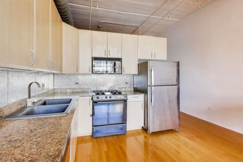 Tiny photo for 1601 S Michigan Avenue #304, Chicago, IL 60616 (MLS # 12578048)