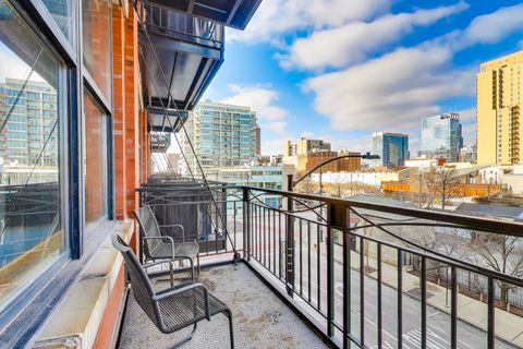 Tiny photo for 1601 S Michigan Avenue #304, Chicago, IL 60616 (MLS # 12578048)