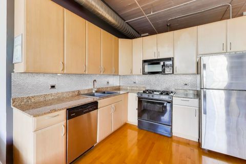 Tiny photo for 1601 S Michigan Avenue #304, Chicago, IL 60616 (MLS # 12578048)
