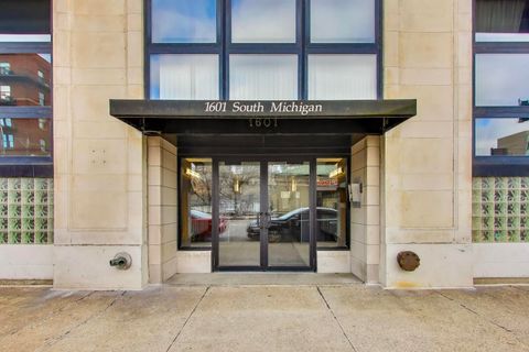 Tiny photo for 1601 S Michigan Avenue #304, Chicago, IL 60616 (MLS # 12578048)