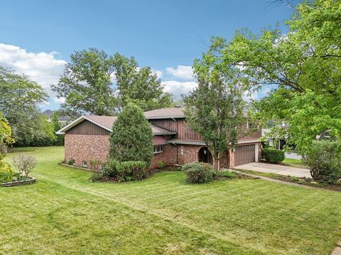 Tiny photo for 725 Birchwood Road, Frankfort, IL 60423 (MLS # 12476157)