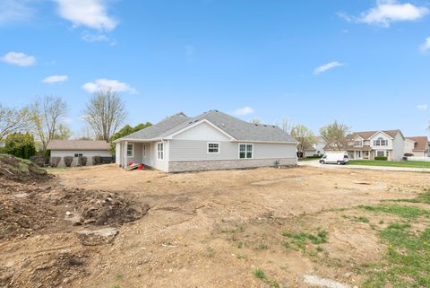 Tiny photo for 24621 Kaylee Street, Shorewood, IL 60404 (MLS # 12620542)