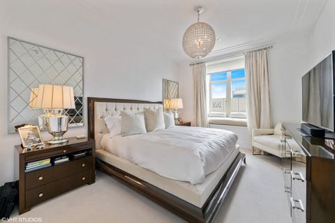 Tiny photo for 118 E ERIE Street #29F, Chicago, IL 60611 (MLS # 12597915)