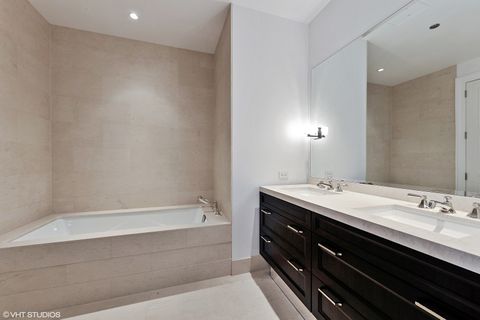 Tiny photo for 118 E ERIE Street #29F, Chicago, IL 60611 (MLS # 12597915)