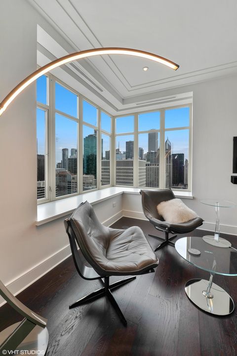 Tiny photo for 118 E ERIE Street #29F, Chicago, IL 60611 (MLS # 12597915)