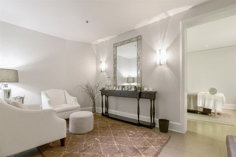 Tiny photo for 118 E ERIE Street #29F, Chicago, IL 60611 (MLS # 12597915)