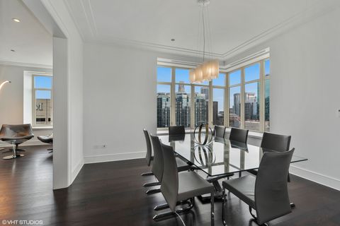 Tiny photo for 118 E ERIE Street #29F, Chicago, IL 60611 (MLS # 12597915)