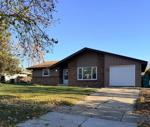 Tiny photo for 1410 Brentwood Place, Joliet, IL 60435 (MLS # 12516902)