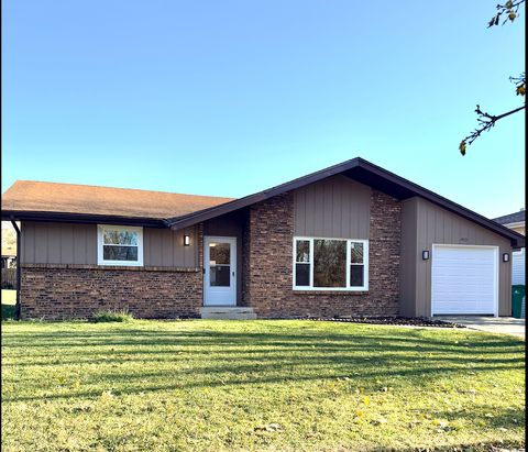 Photo of 1410 Brentwood Place, Joliet, IL 60435 (MLS # 12516902)