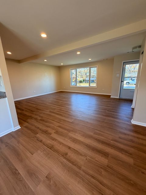 Tiny photo for 1410 Brentwood Place, Joliet, IL 60435 (MLS # 12516902)