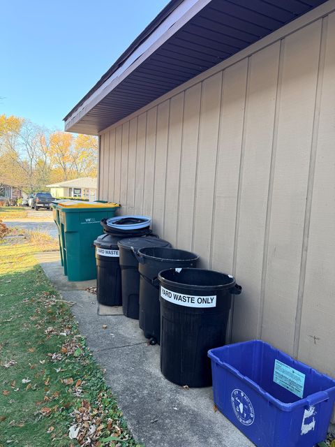 Tiny photo for 1410 Brentwood Place, Joliet, IL 60435 (MLS # 12516902)