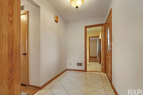 Tiny photo for 1733 Camellia Lane, Schaumburg, IL 60173 (MLS # 12602673)