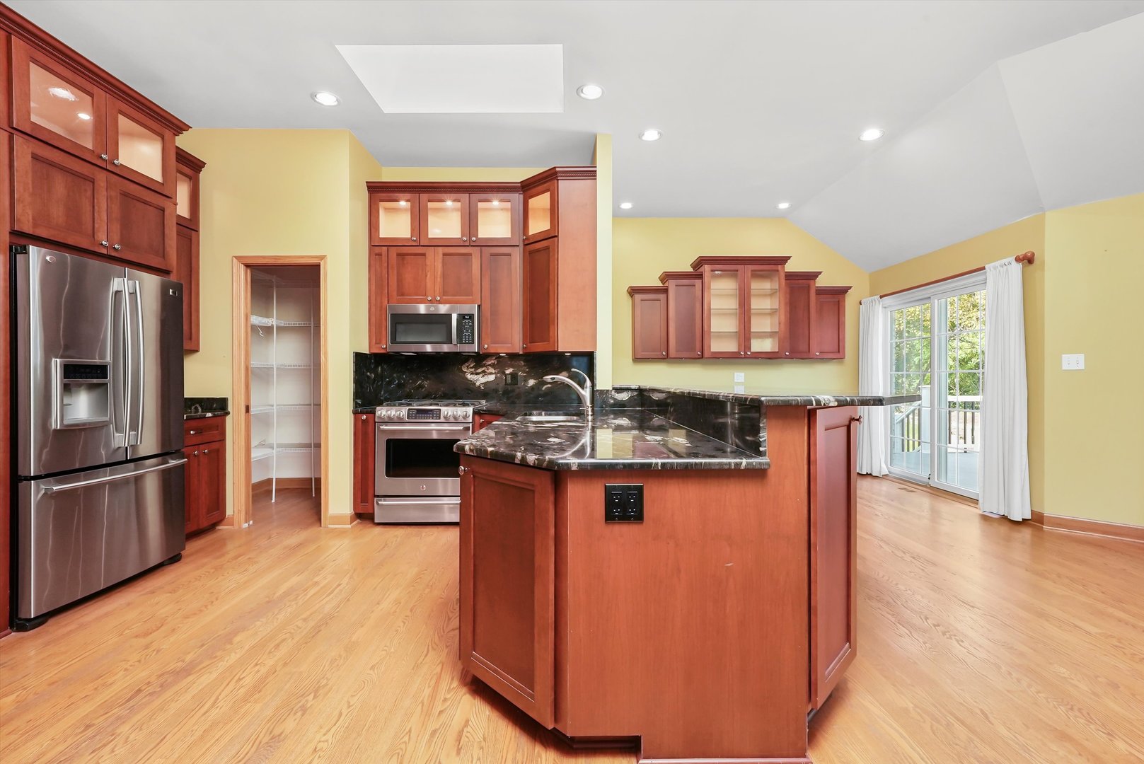 6443 DAVANE Court