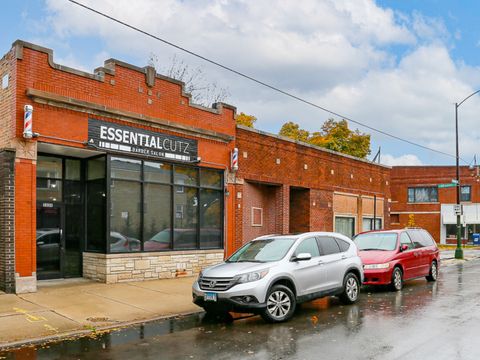 5802 W HIGGINS Avenue Chicago IL 60630