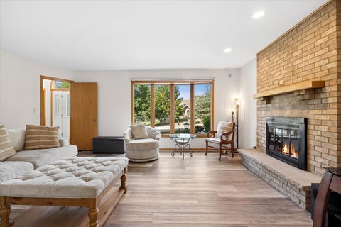 Tiny photo for 11131 Dineff Road, Lemont, IL 60439 (MLS # 12729704)