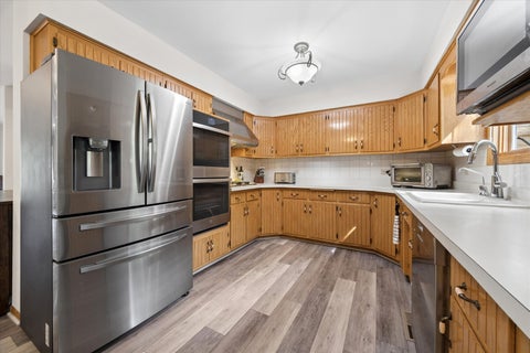 Tiny photo for 11131 Dineff Road, Lemont, IL 60439 (MLS # 12729704)