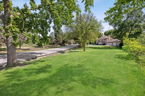 Tiny photo for 11131 Dineff Road, Lemont, IL 60439 (MLS # 12729704)