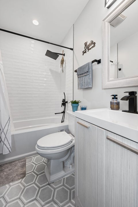 Tiny photo for 2625 Cuyler Avenue, Berwyn, IL 60402 (MLS # 12748868)