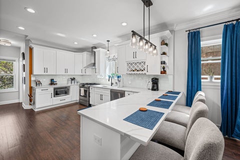 Tiny photo for 2625 Cuyler Avenue, Berwyn, IL 60402 (MLS # 12748868)