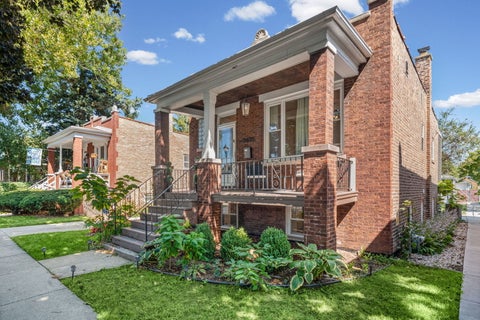 Tiny photo for 2625 Cuyler Avenue, Berwyn, IL 60402 (MLS # 12748868)