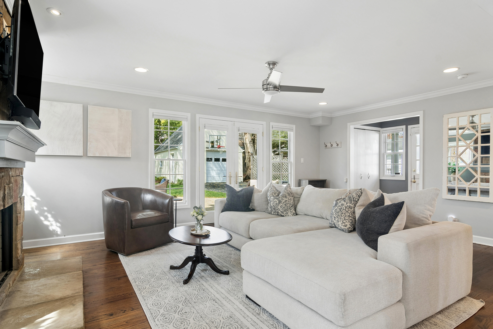 730 S Highland Avenue