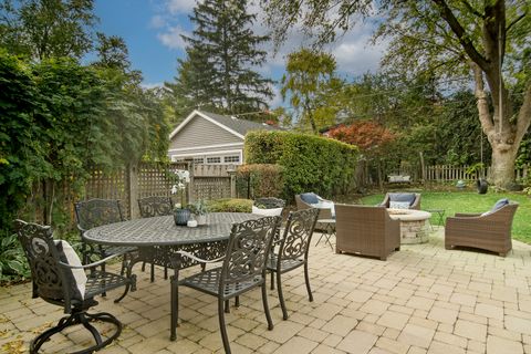 Tiny photo for 730 S Highland Avenue, Arlington Heights, IL 60005 (MLS # 12617685)