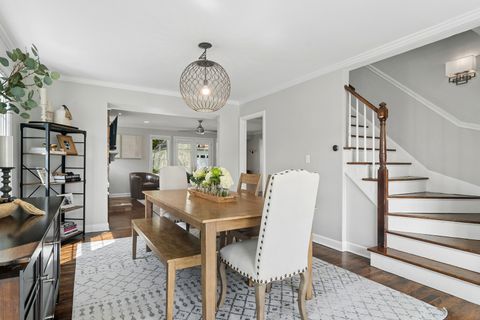 Tiny photo for 730 S Highland Avenue, Arlington Heights, IL 60005 (MLS # 12617685)