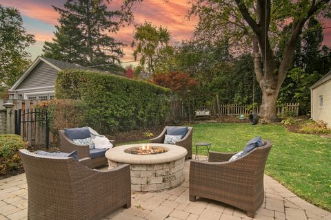 Tiny photo for 730 S Highland Avenue, Arlington Heights, IL 60005 (MLS # 12617685)