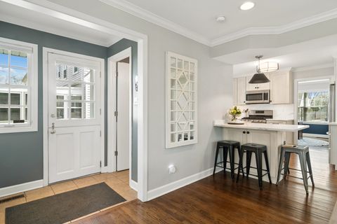 Tiny photo for 730 S Highland Avenue, Arlington Heights, IL 60005 (MLS # 12617685)