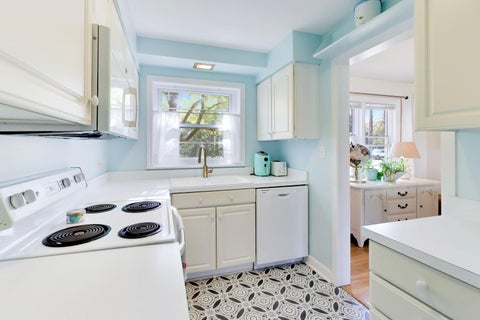 Tiny photo for 4 N Home Avenue #1W, Park Ridge, IL 60068 (MLS # 12793039)
