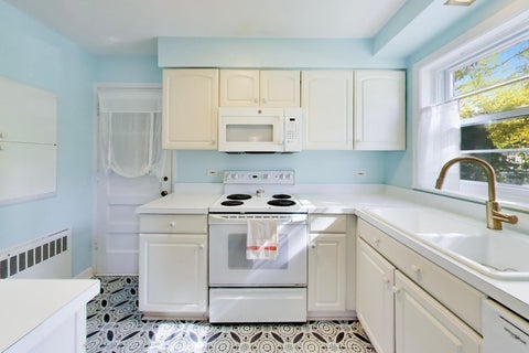 Tiny photo for 4 N Home Avenue #1W, Park Ridge, IL 60068 (MLS # 12793039)
