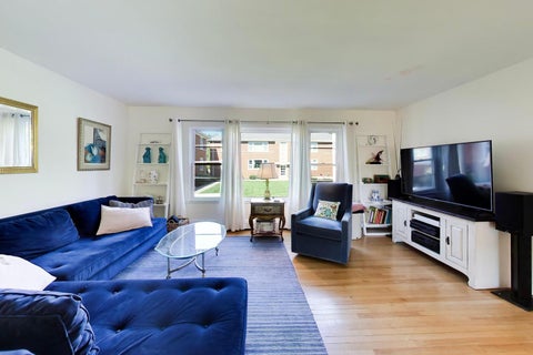 Tiny photo for 4 N Home Avenue #1W, Park Ridge, IL 60068 (MLS # 12793039)