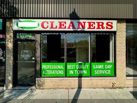 1706 W Lawrence Avenue Chicago IL 60640