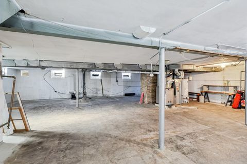 Tiny photo for 6890 N Loron Avenue, Chicago, IL 60646 (MLS # 12595390)