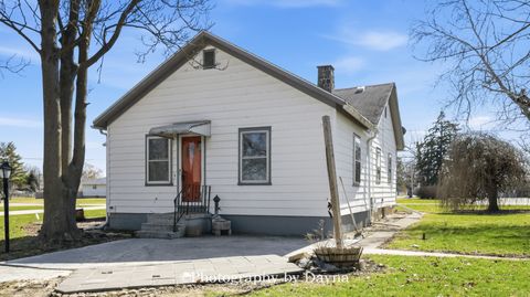Tiny photo for 209 E Lafayette Street, Ashkum, IL 60911 (MLS # 12604088)