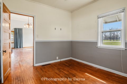 Tiny photo for 209 E Lafayette Street, Ashkum, IL 60911 (MLS # 12604088)