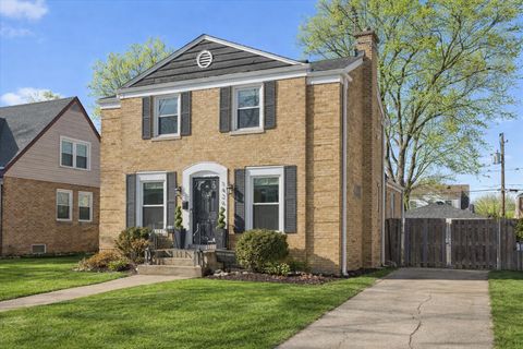 Photo of 1426 Bristol Avenue, Westchester, IL 60154 (MLS # 12566490)