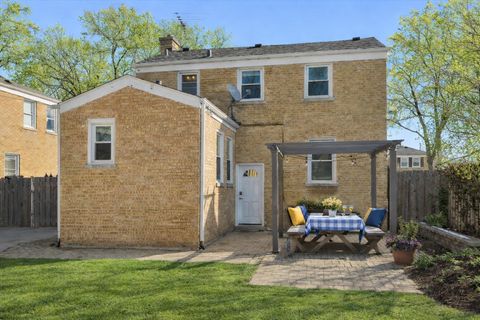 Tiny photo for 1426 Bristol Avenue, Westchester, IL 60154 (MLS # 12566490)
