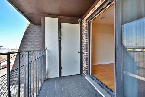 Tiny photo for 10512 S RIDGE COVE Drive #31C, Chicago Ridge, IL 60415 (MLS # 12579081)