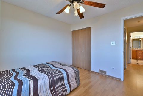 Tiny photo for 10512 S RIDGE COVE Drive #31C, Chicago Ridge, IL 60415 (MLS # 12579081)