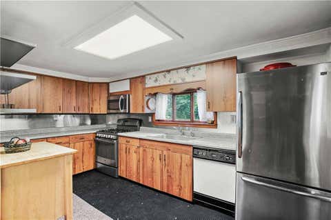 Tiny photo for 1418 Pennsylvania Avenue, Pittsburgh, PA 15233 (MLS # 12672644)