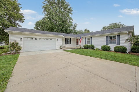 Photo of 777 S High Street, Paxton, IL 60957 (MLS # 12750799)