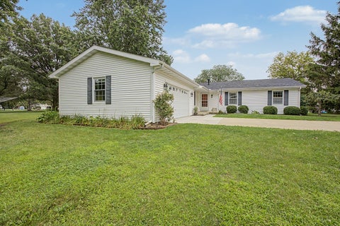 Tiny photo for 777 S High Street, Paxton, IL 60957 (MLS # 12750799)