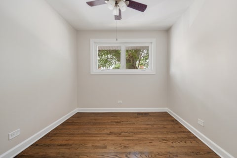 Tiny photo for 1715 W Thome Avenue, Chicago, IL 60660 (MLS # 12755093)